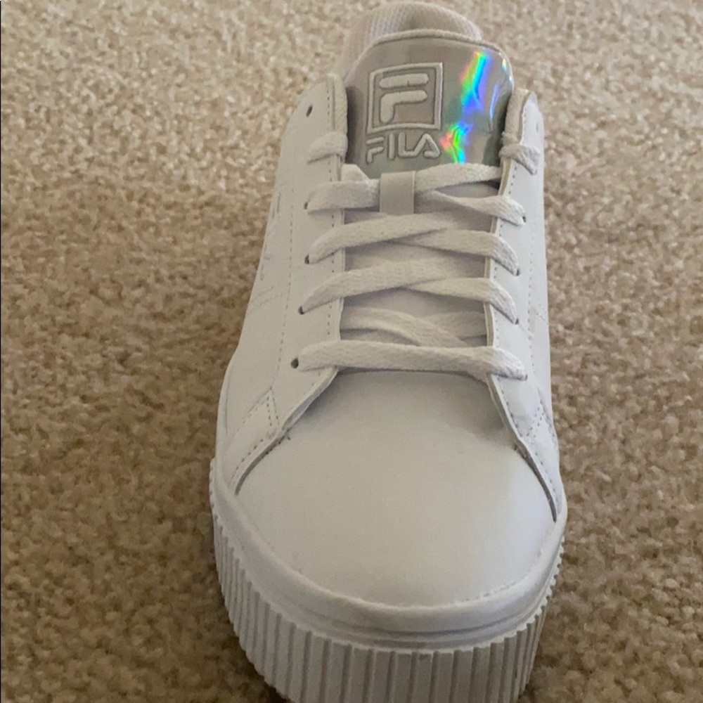 Filas - Picture 5 of 6